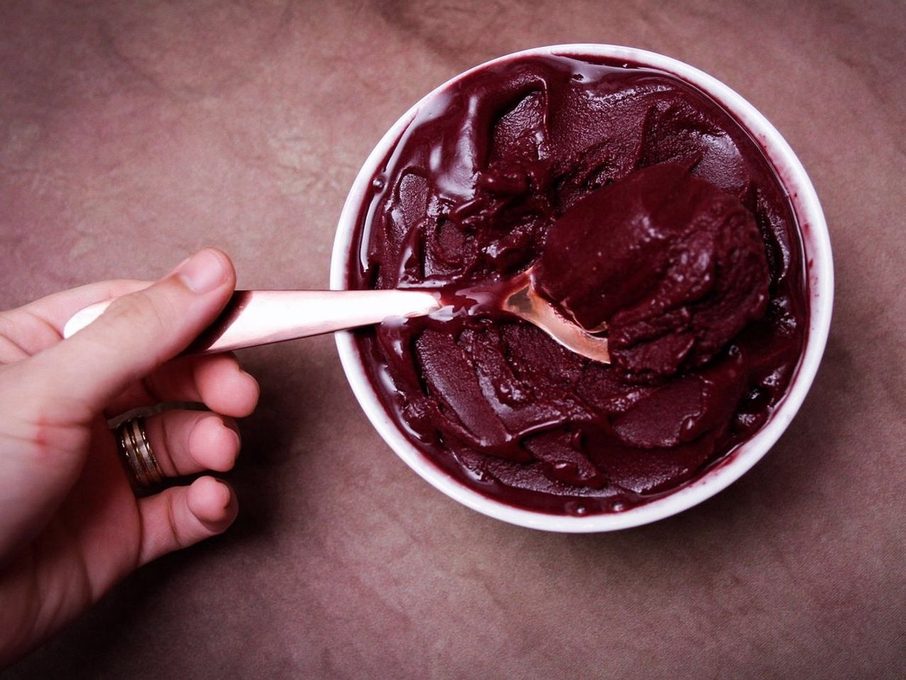 Gelato Tezgahının Karşısındaki Seçimler